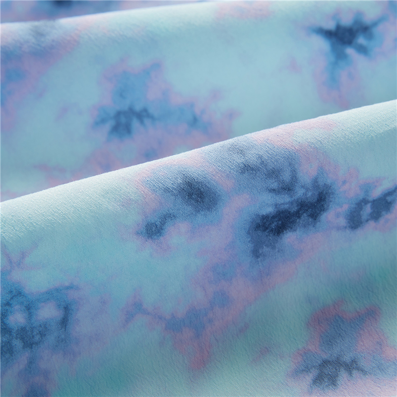 Tie-dyed crepe 53 % viskos 47 % rayonvävt pastoralt viskostyg